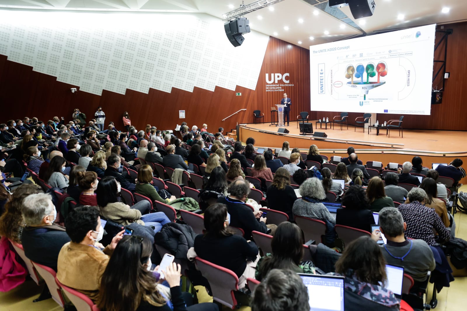 See larger image The UPC auditorium full of the participants of the Unite! 4th Dialogue